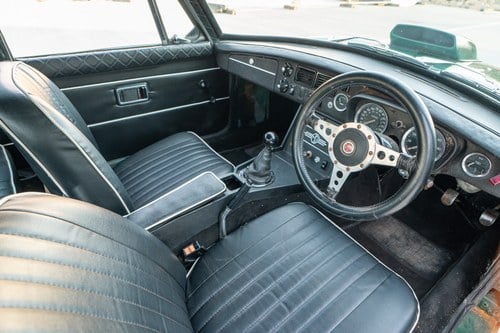 1973 MG B GT 3.5L V8 Restomod For Sale (picture 5 of 147)