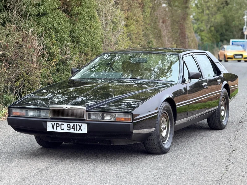1981 Aston Martin Lagonda - 1 1981 Aston Martin Lagonda - 1