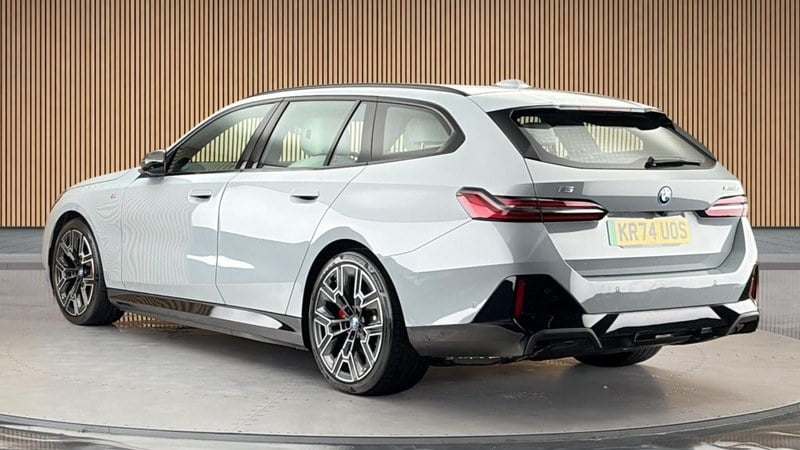 2024 BMW 5 Series - 2 2024 BMW 5 Series - 2