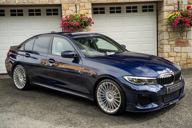 2022 BMW 3 Series - 2 2022 BMW 3 Series - 2
