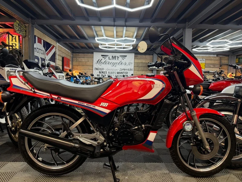1984 Yamaha RD 125 - 1 1984 Yamaha RD 125 - 1