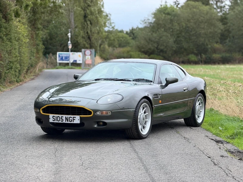 1998 Aston Martin DB7 - 2 1998 Aston Martin DB7 - 2