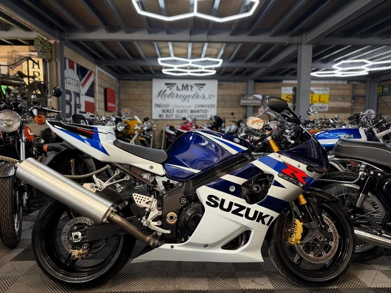 2004 Suzuki GSX R 1000 - 1 2004 Suzuki GSX R 1000 - 1