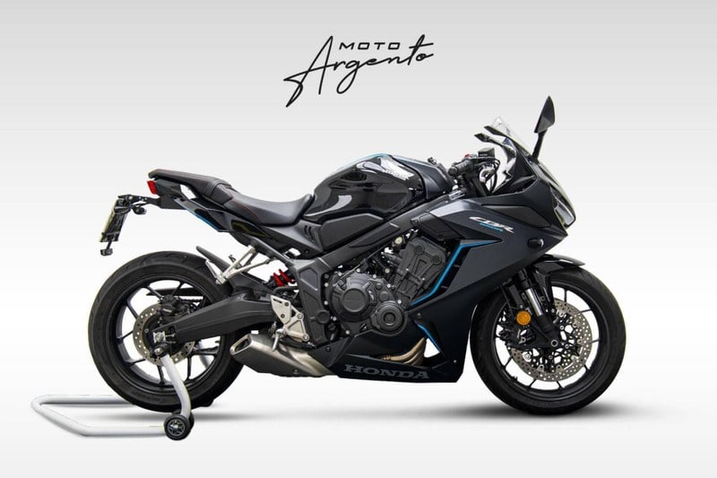 2023 Honda CBR 650R - 1 2023 Honda CBR 650R - 1