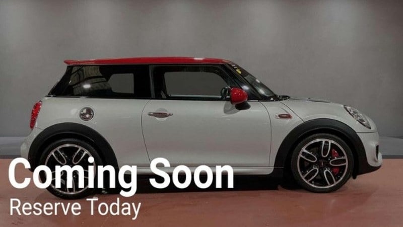 2018 Mini Hatchback - 2 2018 Mini Hatchback - 2