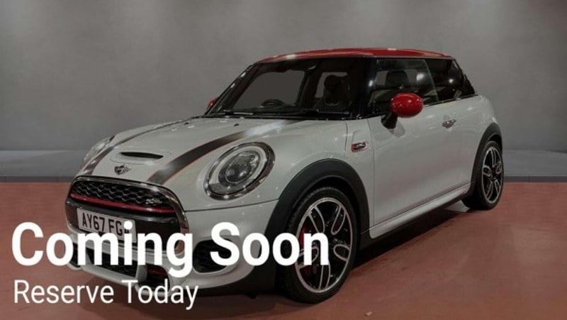 2018 Mini Hatchback - 1 2018 Mini Hatchback - 1
