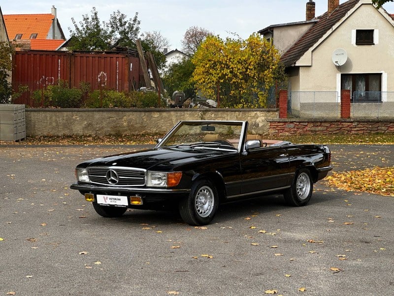 1981 Mercedes SL Class - 2 1981 Mercedes SL Class - 2