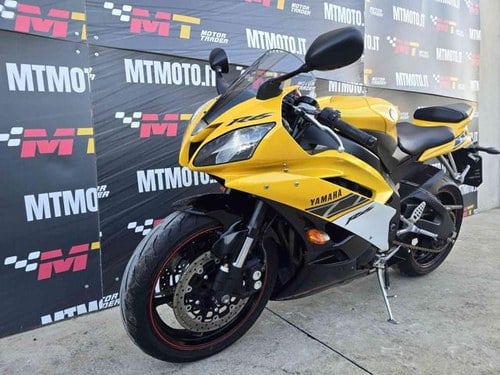 In Line 4 Yamaha R6 2007 Yamaha YZF R6 Amarelo Manual, 6 velocidades em Badia Pavese (PV ...