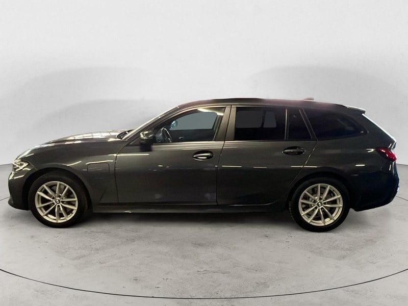 2021 BMW 3 Series - 2 2021 BMW 3 Series - 2