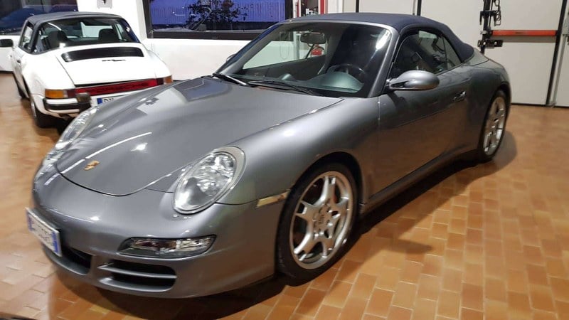 2006 Porsche 911 - 2 2006 Porsche 911 - 2