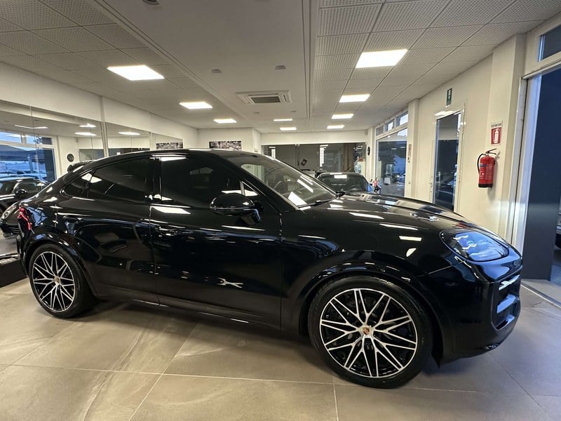 2026 Porsche Cayenne - 2 2026 Porsche Cayenne - 2