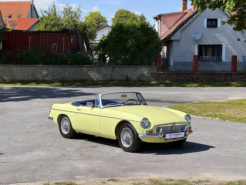 1967 MG MGB - 1 1967 MG MGB - 1