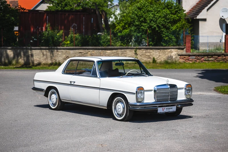 1972 Mercedes 280 - 1 1972 Mercedes 280 - 1