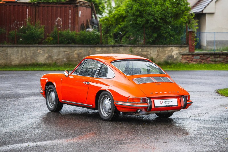 1968 Porsche 911 - 2 1968 Porsche 911 - 2