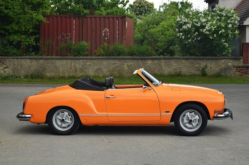 1973 Volkswagen Karmann Ghia - 2 1973 Volkswagen Karmann Ghia - 2
