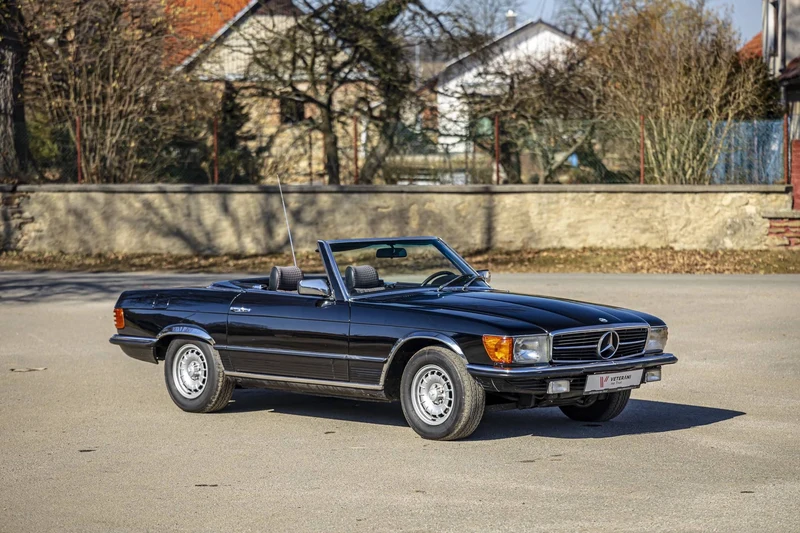 1974 Mercedes SL Class - 1 1974 Mercedes SL Class - 1