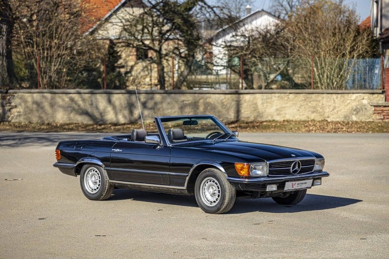 1974 Mercedes SL Class - 2 1974 Mercedes SL Class - 2