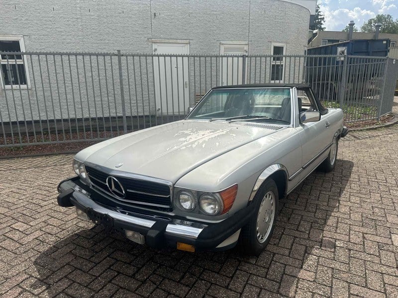 1987 Mercedes SL Class - 2 1987 Mercedes SL Class - 2