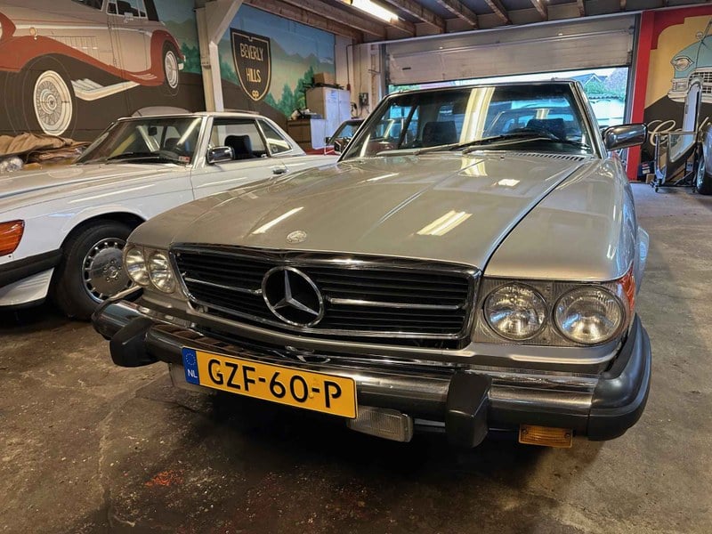 1987 Mercedes SL Class - 1 1987 Mercedes SL Class - 1