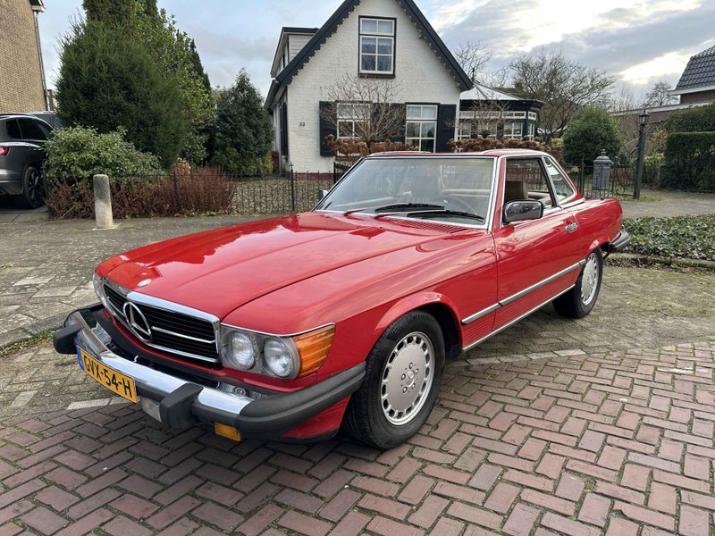1987 Mercedes SL Class - 2 1987 Mercedes SL Class - 2