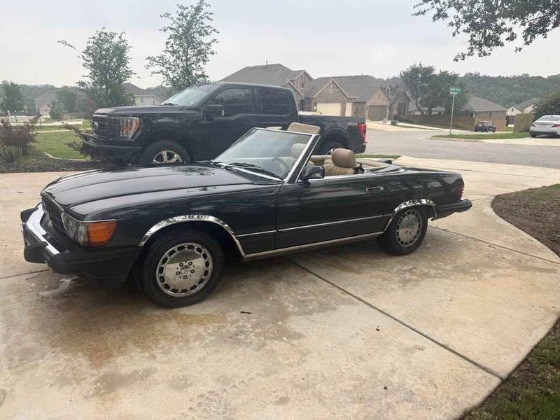 1987 Mercedes SL Class - 2 1987 Mercedes SL Class - 2