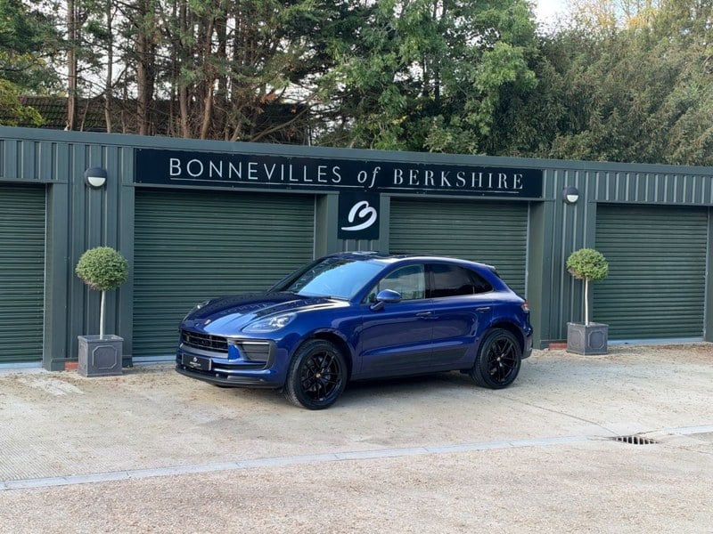 2021 Porsche Macan - 1 2021 Porsche Macan - 1