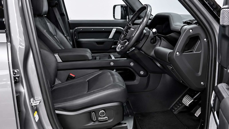 2024 Land Rover Defender - 2 2024 Land Rover Defender - 2