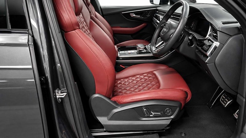 2023 Audi SQ7 - 2 2023 Audi SQ7 - 2