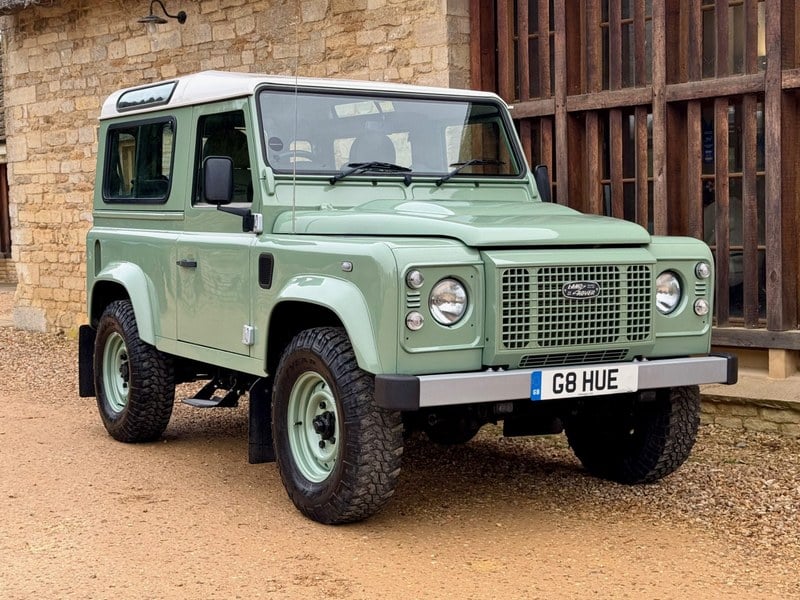 2015 Land Rover Defender - 1 2015 Land Rover Defender - 1