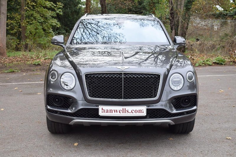 2017 Bentley Bentayga - 2 2017 Bentley Bentayga - 2