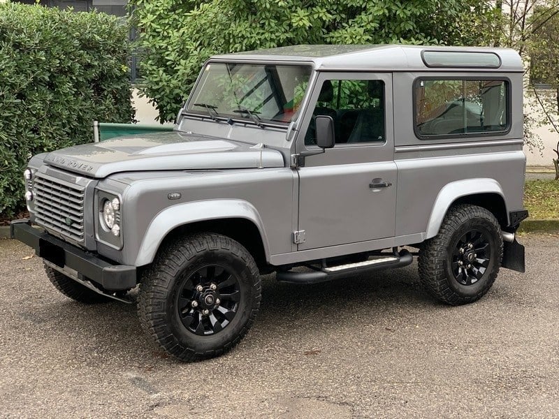 Land Rover - Defender 90 2.2 TD4