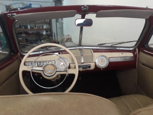 1948 ford v8  super de luxe