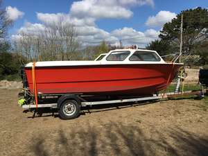 Fishing boat 18ft For Sale (picture 1 of 1)