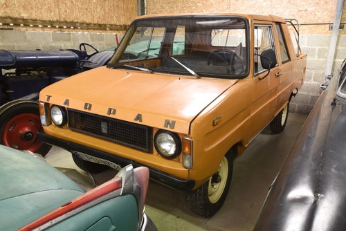 1981 Tarpan 233S For Sale