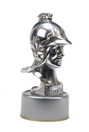 1930 Lot 201 - A Minerva mascot by Pierre de Soete Zu verkaufen durch Auktion