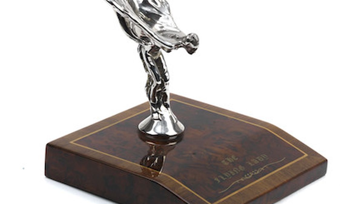 1977 'The Flying Lady' Rolls-Royce presentation Spirit of Ecstasy For ...