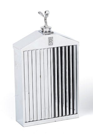 A Rolls-Royce radiator decanter Zu verkaufen durch Auktion