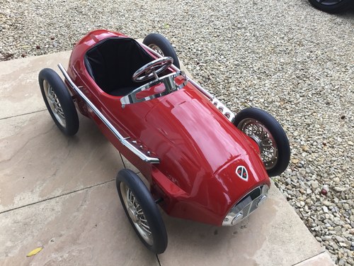 Beautiful unmarked condition throughout single seat race car For Sale