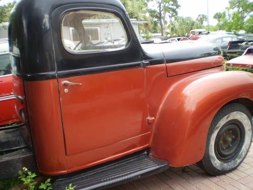 1946 International Jack Daniel Truck VENDIDO