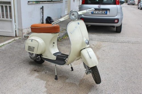 1968 PIAGGIO VESPA 50 SPECIAL FARO TONDO "RESTAURO COMPLETO" In vendita