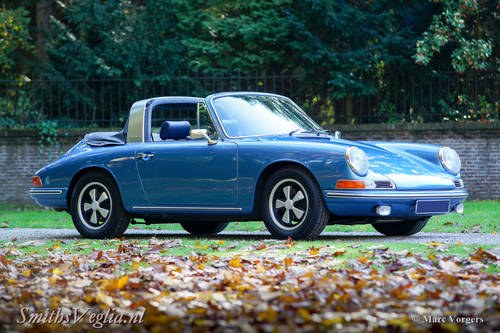 Porsche 911 L Targa ‘soft window’,1968 in 'as new condition' For Sale
