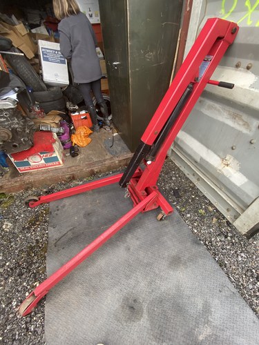 Workshop equipment