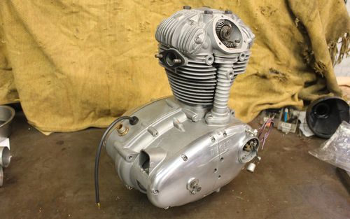 Ducati 350 MK3 Widecase Engine (picture 1 of 14)