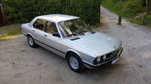 BMW 520i E28 1984 In vendita