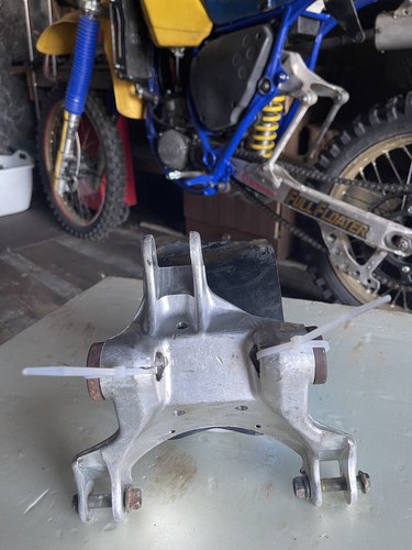 Suzuki RM12 Rear Shock Linkage