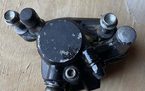Suzuki RM125 break Pump&Callip (picture 1 of 5)