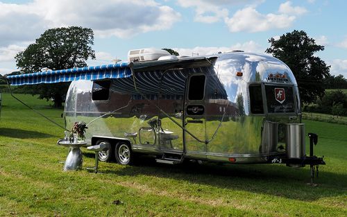 Airstream  1975 Trade Wind (picture 1 of 12)