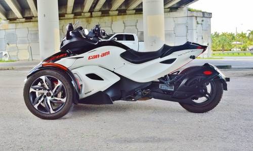 2014 Can-Am Spyder RS-S Limited Edition = Mint 190 miles  In vendita