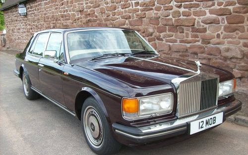 Rolls Royce Silver Spirit (picture 1 of 5)