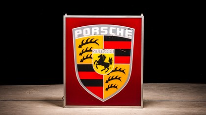 Porsche illuminated sign